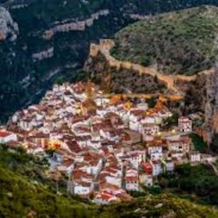 Casa La Higuera Βίλα Chulilla Εξωτερικό φωτογραφία